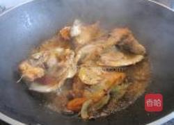 豆腐焖三文鱼头的做法图解8