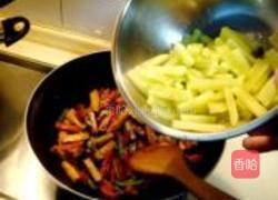 黑椒香干炒笋条的做法图解14