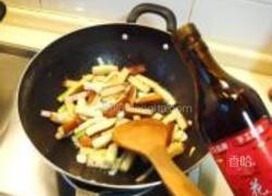 黑椒香干炒笋条的做法图解10