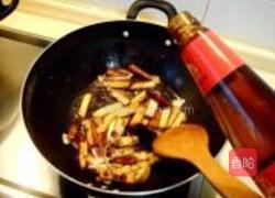 黑椒香干炒笋条的做法图解12