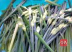 爆炒双花的做法图解2