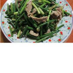 蒜薹炒肉丝的做法[图]