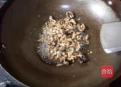 琥珀核桃仁的做法图解7