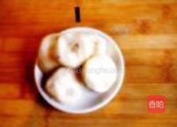 大骨头汤的做法图解1