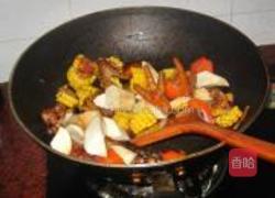 红烧鸡脚煲的做法图解4