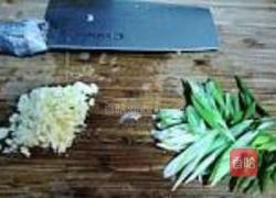 韩式拌蕨菜的做法图解3