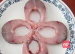 古道孜然熏鱼的做法图解1