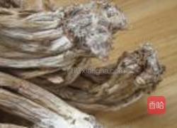 茶树菇冬笋排骨汤的做法图解2