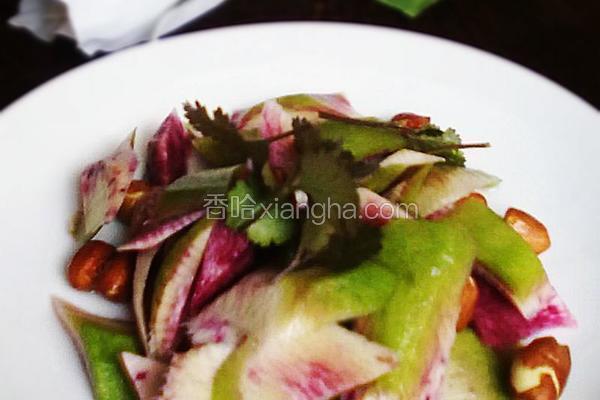 食物蘿蔔皮香菜相剋食物鹽香油醋相剋食物雞粉涼拌花生蘿蔔皮的做法1