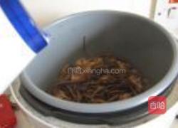 茶树菇焖鸡的做法图解11