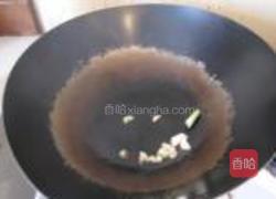 茶树菇焖鸡的做法图解6