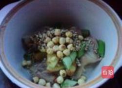 莲子薏米煲鸭汤的做法图解9