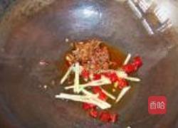 牛肉酱烩油豆腐的做法图解3