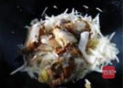 萝卜丝烧带鱼的做法图解7