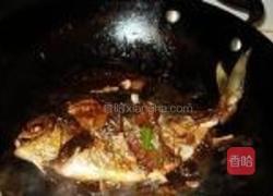 红烧银鲳鱼的做法图解9