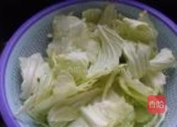 干锅手撒包菜的做法图解1