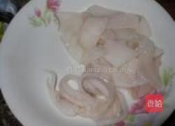双椒炒鱿鱼的做法图解4