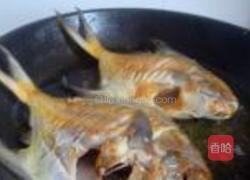 原味焖鲳鱼的做法图解5