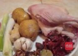 香辣鸭的做法图解1