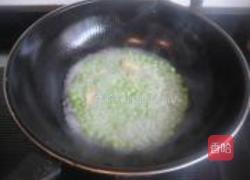 豌豆烧鲥虾的做法图解3