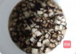 鲜虾香菇大米粥的做法图解3