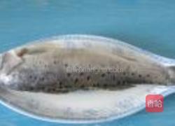 红烧鲈鱼的做法图解2