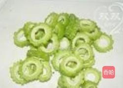 鸡丝炒苦瓜的做法图解8