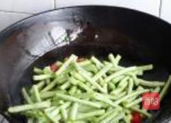 豇豆炒里脊的做法图解4