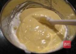 戚风蛋糕的做法图解15