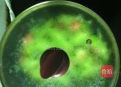 西葫芦炒豆瓣小虾的做法图解7