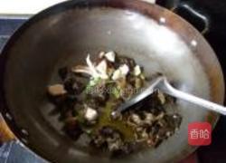 木耳娃娃菜的做法图解8