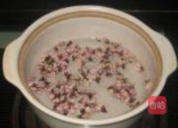桃花红糖粥的做法图解2