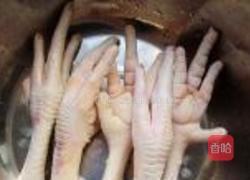 蒜蓉辣酱爆凤爪的做法图解1