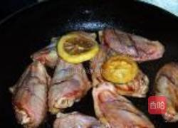 柠香蚝油煎焖鸡翅的做法图解6