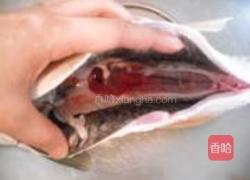 豆豉炸鱼的做法图解1