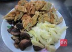 香菇冬笋面筋的做法图解1