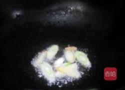 香菇冬笋面筋的做法图解3