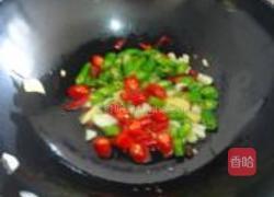 酸豆角烧鸭的做法图解10