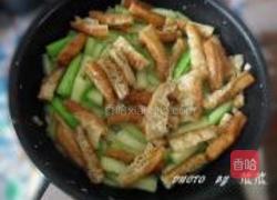 油条丝瓜的做法图解7