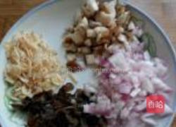 虾皮蛋松焖豆腐的做法图解2