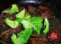 苦瓜炖排骨的做法图解8