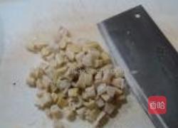春笋炒鸡粒的做法图解1
