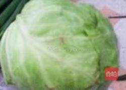 卷心菜炒肉片的做法图解1