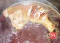 口蘑扒鸡腿的做法图解5