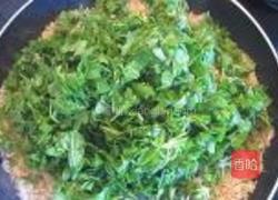 荠菜吞拿鱼炒饭的做法图解7
