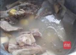 栗子淮山猪骨汤的做法图解4