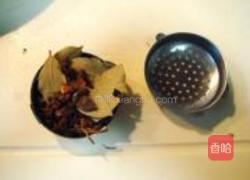 猪肉炖粉条的做法图解2