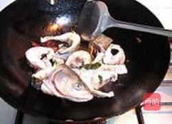 草鱼炖咸菜的做法图解5