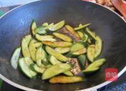 墨鱼仔炒黄瓜的做法图解7