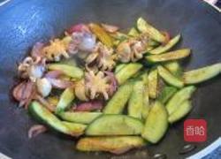墨鱼仔炒黄瓜的做法图解8